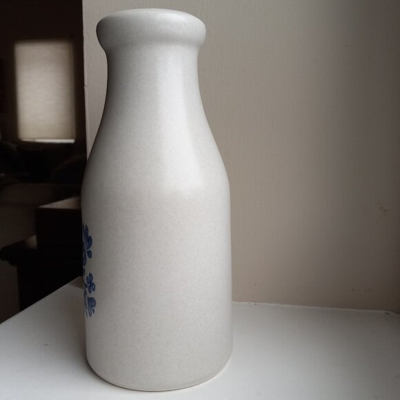 Vintage Pfaltzgraff Yorktowne Two Birds Stoneware Milk Jug Bottle - Picture 5 of 11